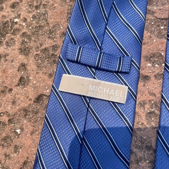 Michael Kors silk tie - Picture 3 of 3